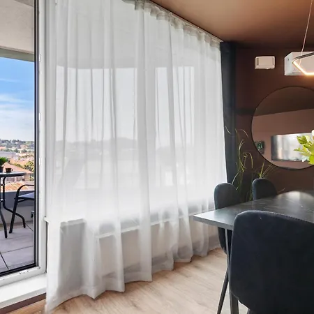 アパート Lam Chocolate - Ac - Skyview ブラチスラヴァ