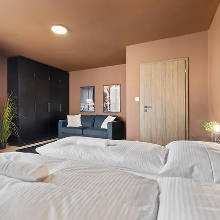 Lam Chocolate - Ac - Skyview * ブラチスラヴァ