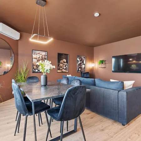 Lam Chocolate - Ac - Skyview Apartament Bratysława