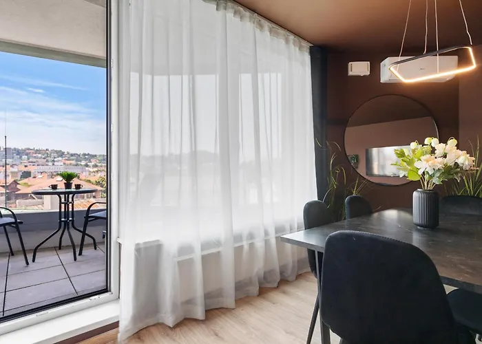 Lejlighed Lam Chocolate - Ac - Skyview Bratislava